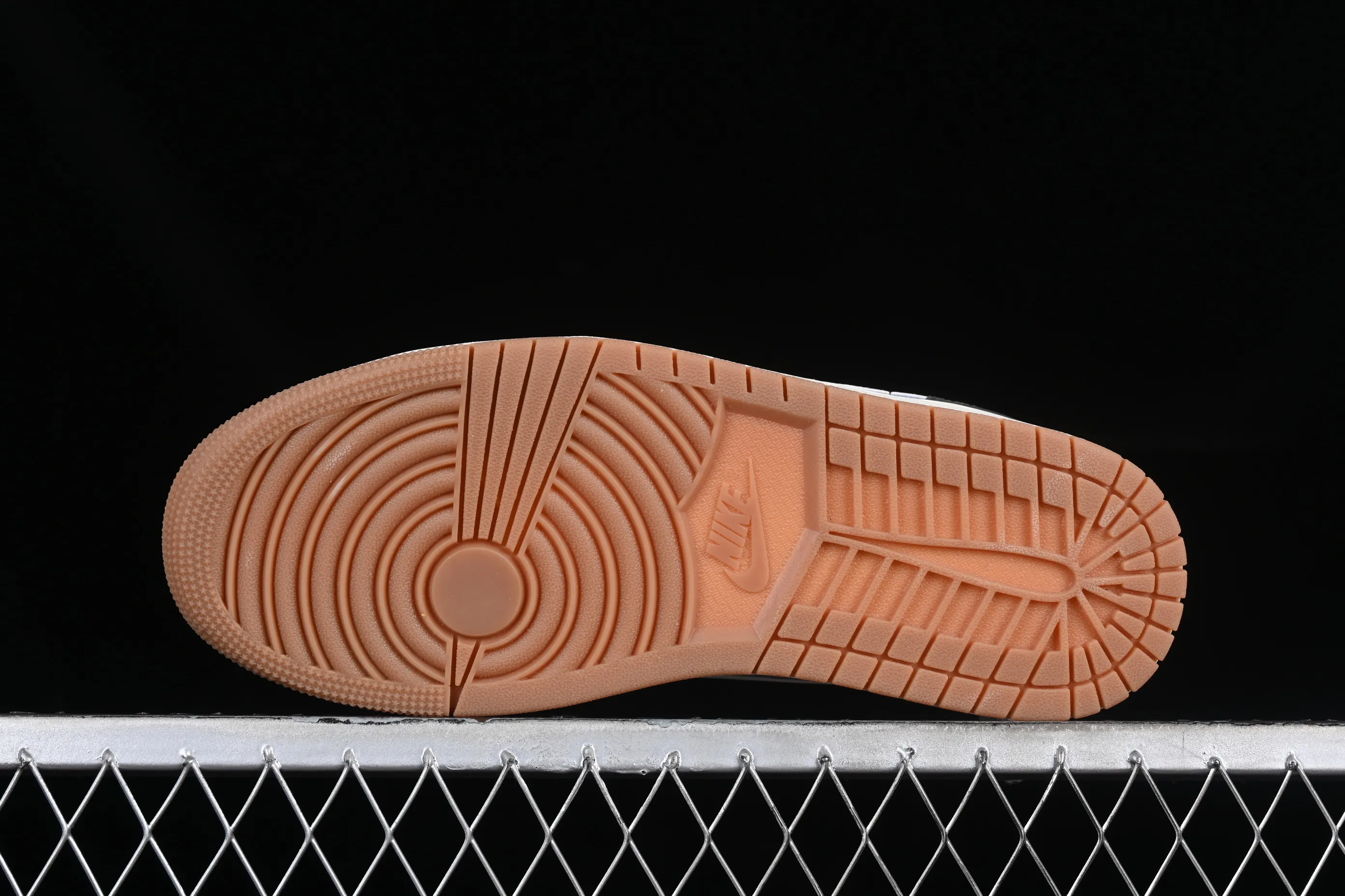 All categories Air Jordan Jordan series basketball shoes Air Jordan 1 Low Air Jordan 1 Low "Snkrs Day" AJ1 Joe 1 Magpie Gray Toe Low-top cultural casual sneakers FD0399-004